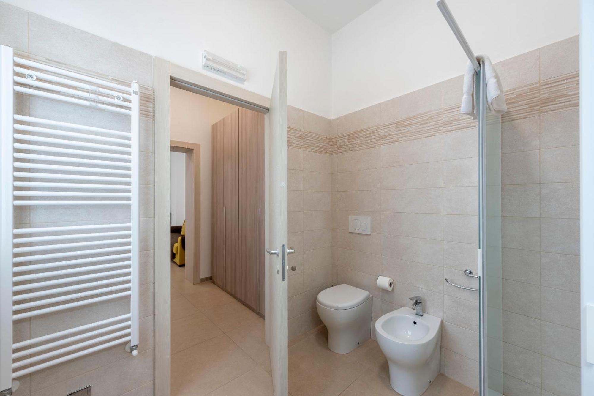 Suite Ondina Viareggio Apartments Exterior photo