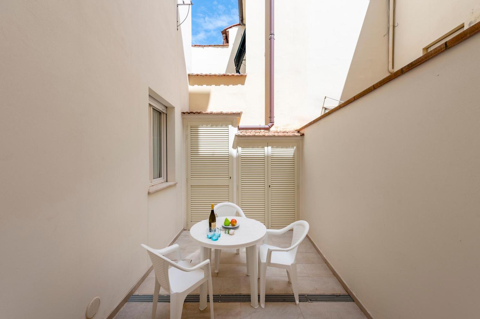 Suite Ondina Viareggio Apartments Exterior photo