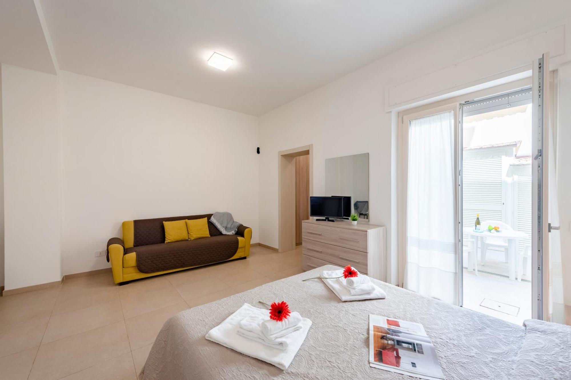 Suite Ondina Viareggio Apartments Exterior photo